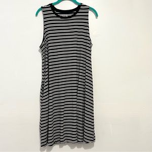 TIME AND TRU Women Crewneck Sleeveless Knee Length Dress Black White Striped XL